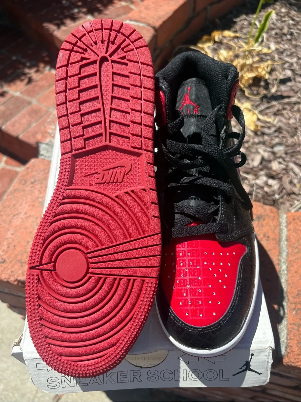 Jordan Retro 1 Mid Kids Black and Red Sneakers